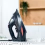 Naparážacia žehlička Black+Decker BXIR3000E (3000W; čierna)