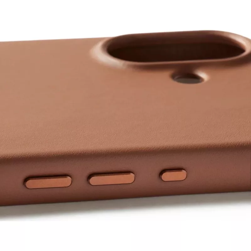 Mujjo Full Leather Case MagSafe puzdro pre iPhone 17 hnedé