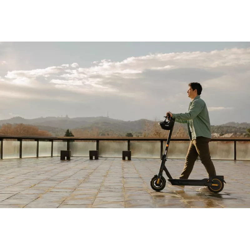 Klasická kolobežka Ninebot by Segway KickScooter MAX G2 D