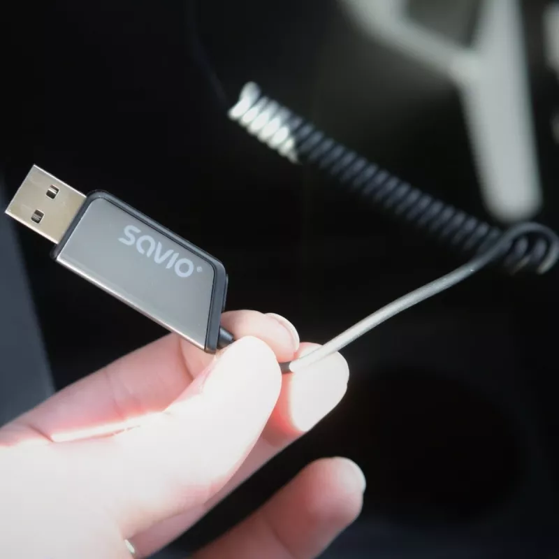 Savio TR-16 vysielač AUX adaptér s funkciou handsfree, Bluetooth 5.3, Google Assistant/Siri
