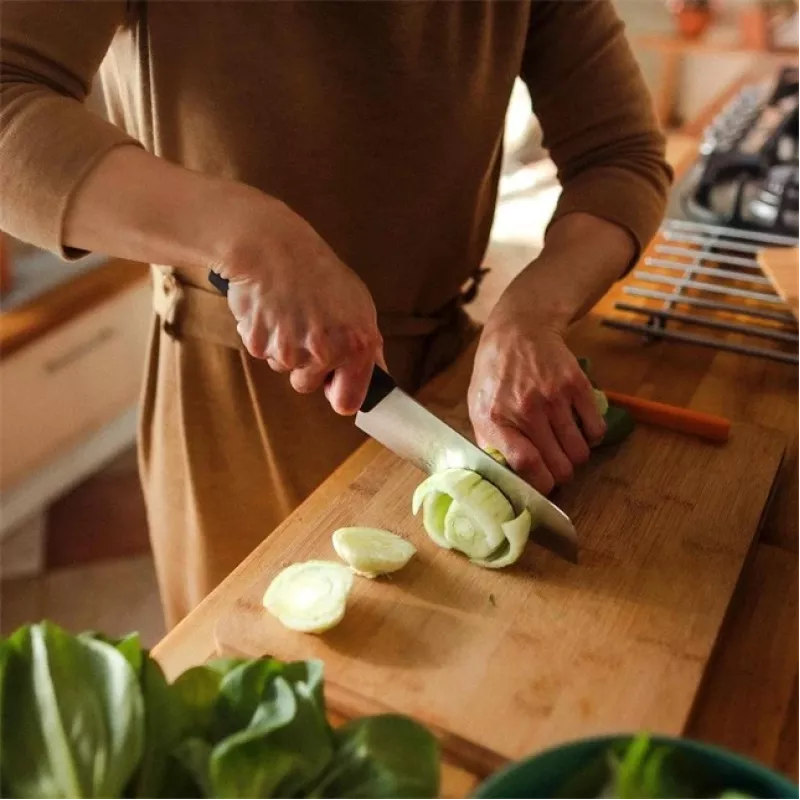 Fiskars 1057536 kuchynský nôž nehrdzavejúca oceľ 1 kus Santoku nôž
