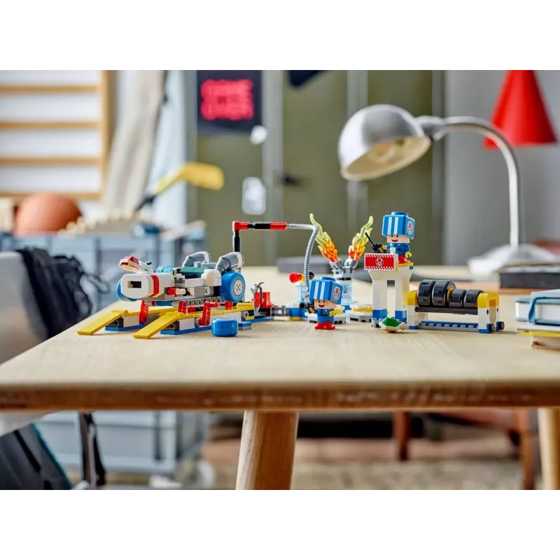 Stavebnica LEGO sada 72035 Super Mario Mario Kart Toadova dielňa, interaktívne úrovne a figúrky