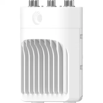 Exteriérový tri-band WiFi 6E prístupový bod Cambium XE3-4TN s 2,5GbE portom