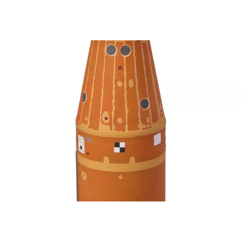Plastový model Artemis Space Launch System
