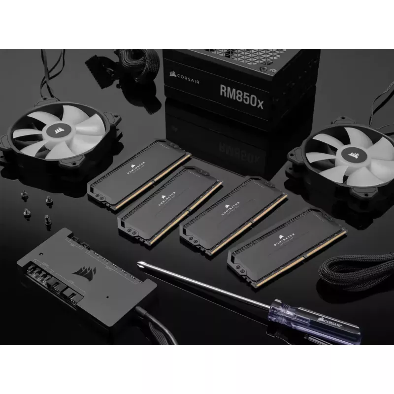 DIMM 32 GB DDR5-6400 (2x 16 GB) dual kit, operačná pamäť čierna, CMT32GX5M2B6400C32, Dominator Platinum, INTEL XMP