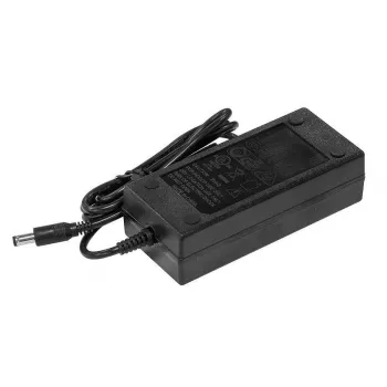 Napájací zdroj MikroTik 24HPOW — 24 V 1,6 A, vstup 110–240 V, čierny