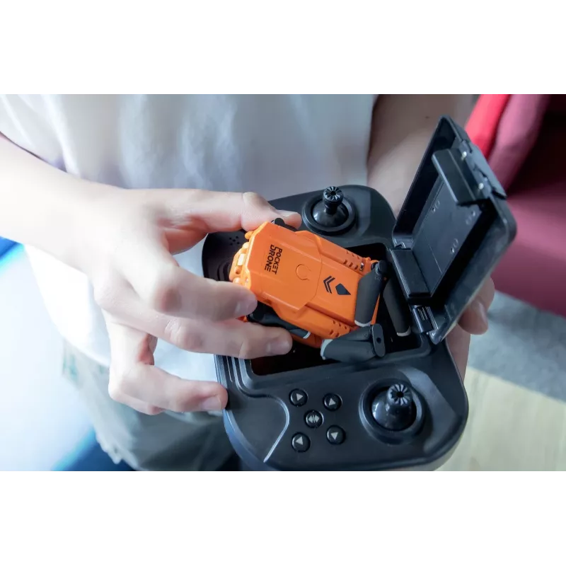 RC kvadrokoptéra REVELL Pocket Drone 23810 — 2,4 GHz, 4-kanálové diaľkové ovládanie