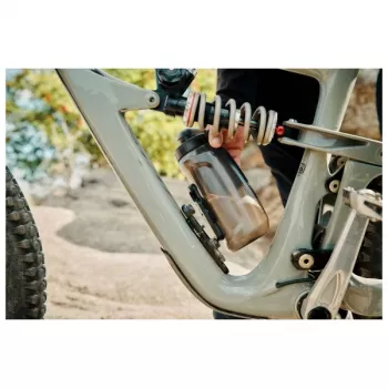 Fidlock Twist 590 Bike Base čierna 590 ml – Fidlock magnetická fľaša s držiakom na bicykel