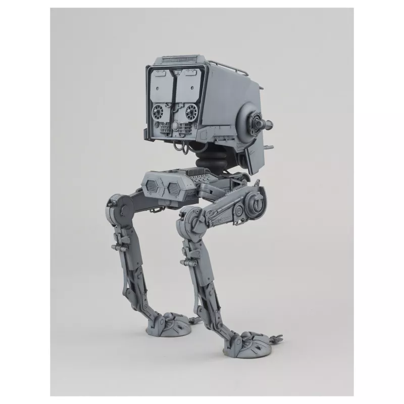 Stavebnica modelu obrneného bojového vozidla REVELL AT-ST 1:48, výška 182 mm