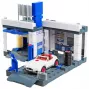 Bosch servisná stanica s autom a umývacou linkou