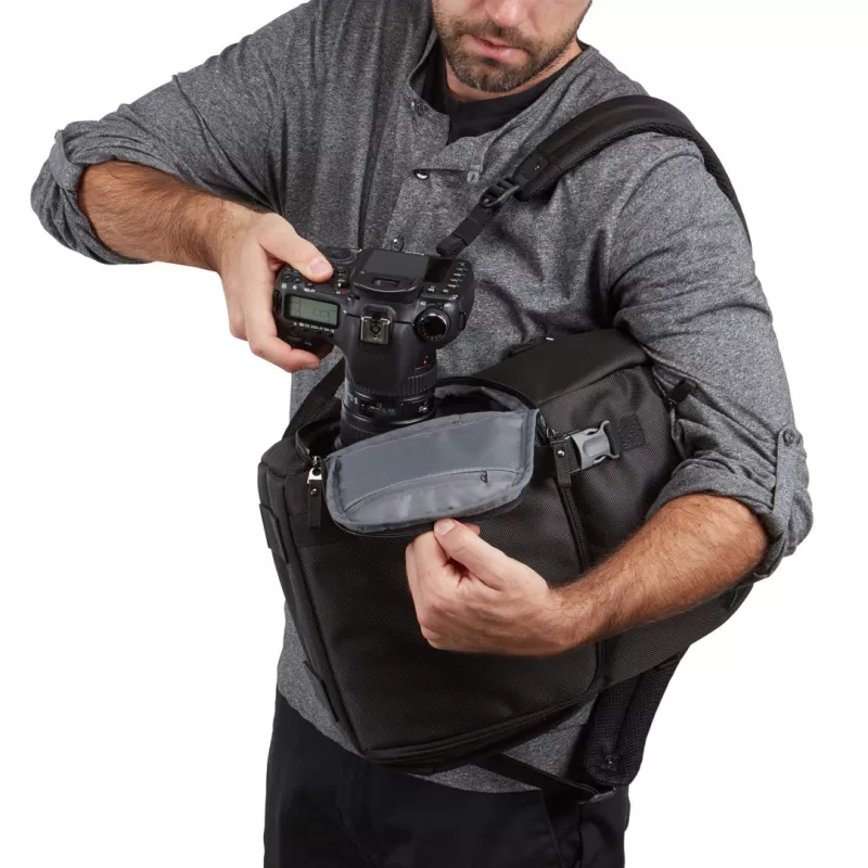 Case Logic Bryker Split-use Camera Backpack čierny polyester