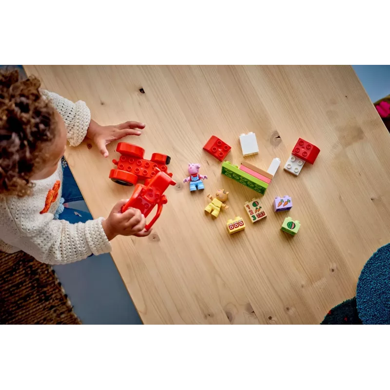 LEGO DUPLO 10468 Peppa Pig traktor a trh