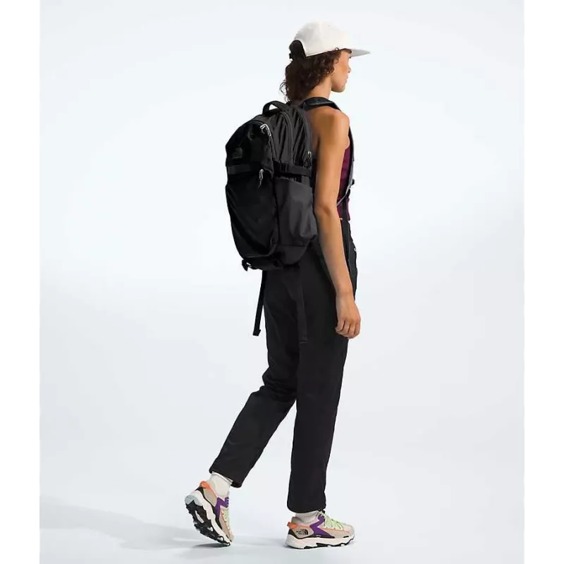 Mestský batoh The North Face Router - TNF Black/TNF Black