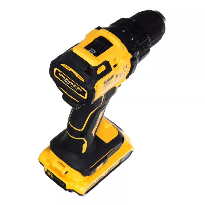 Akumulátorový vŕtací skrutkovač DCD708D2T, 18Volt žltá/čierna, 2x Li-Ion akumulátor 2,0 Ah, v TSTAK boxe
