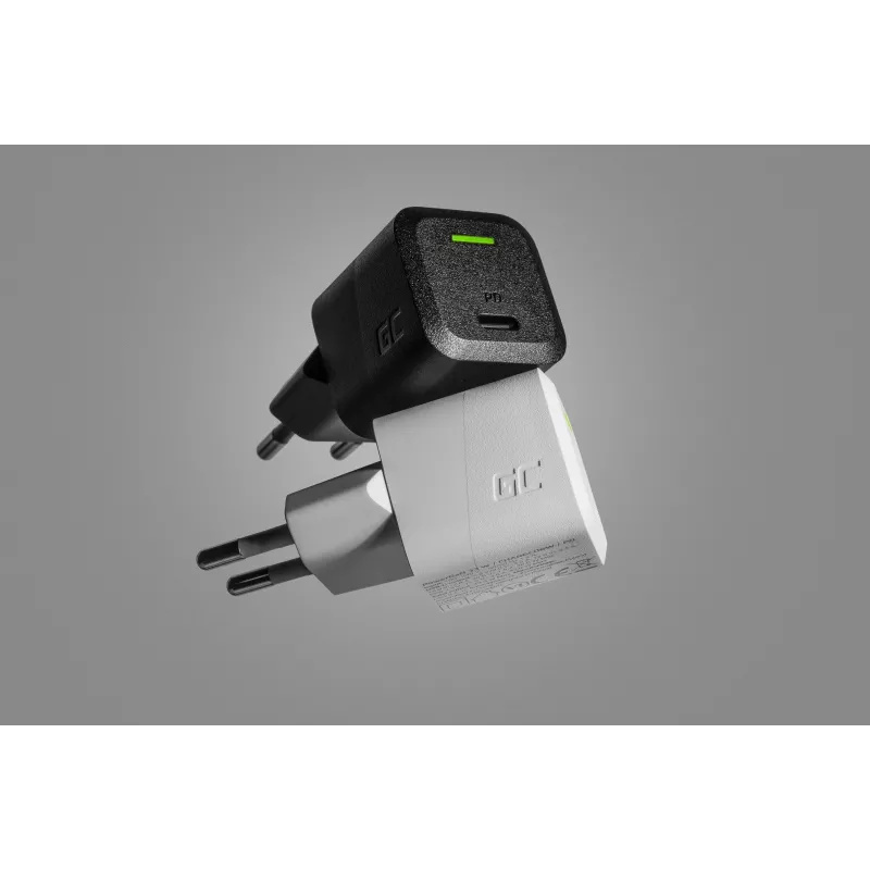 Nabíjačka pre mobilné zariadenia Green Cell CHARGC06, USB-C 33W, Quick Charge 3.0, AC vstup 100–240V, čierna
