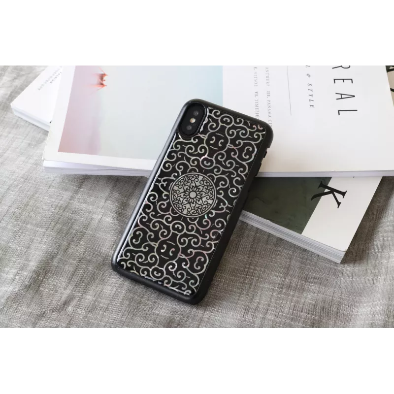 Puzdro na smartphone iKins pre iPhone XS / XS S Liana — čierne
