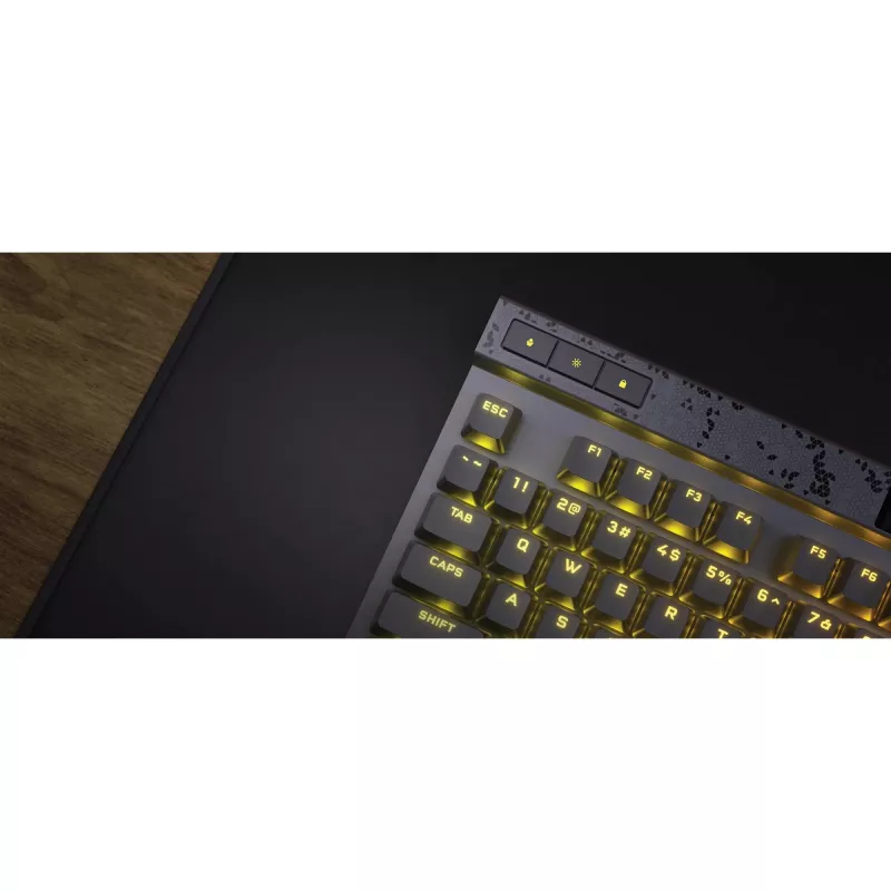 Corsair K70 MAX klávesnica gaming USB nemecká čierna