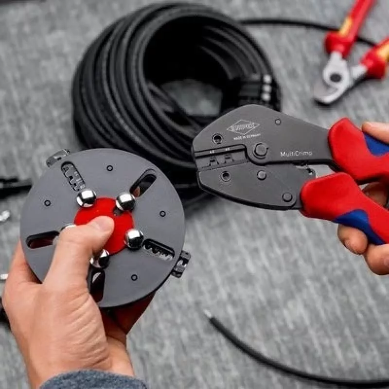 Krimpovací nástroj Knipex 97 33 03 MultiCrimp pre PV konektory MC4 a MC4 EVO2