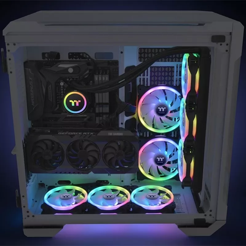 Thermaltake SWAFAN 14 RGB ventilátor, 14 cm, čierny, 500–2000 RPM