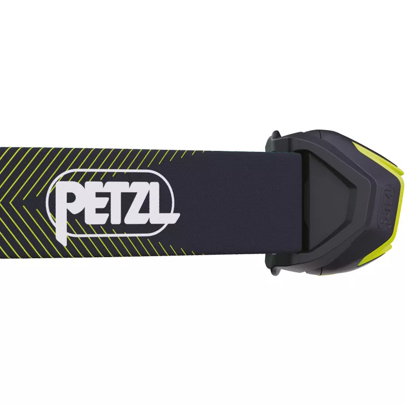 Petzl E065AB03 Actik Core lampa zelená (E065AB03)
