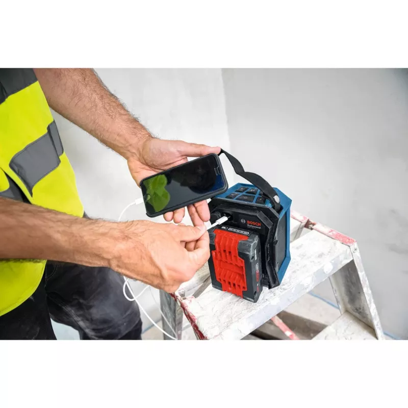 Prenosné staveniskové rádio Bosch GPB 18V-1 solo C (06014A7000) — 18V na batérie