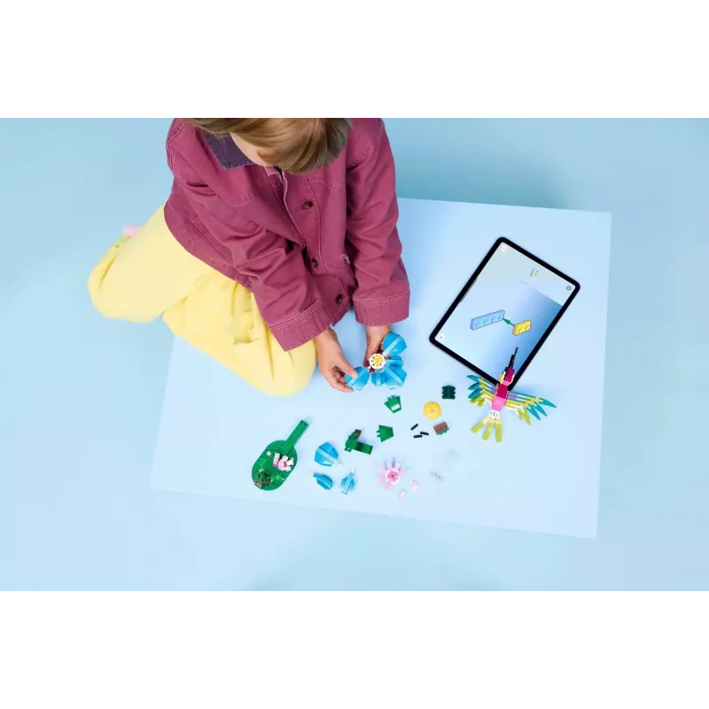 LEGO CREATOR 3 IN 1 31384 Divé zvieratá: Farebný kolibrík