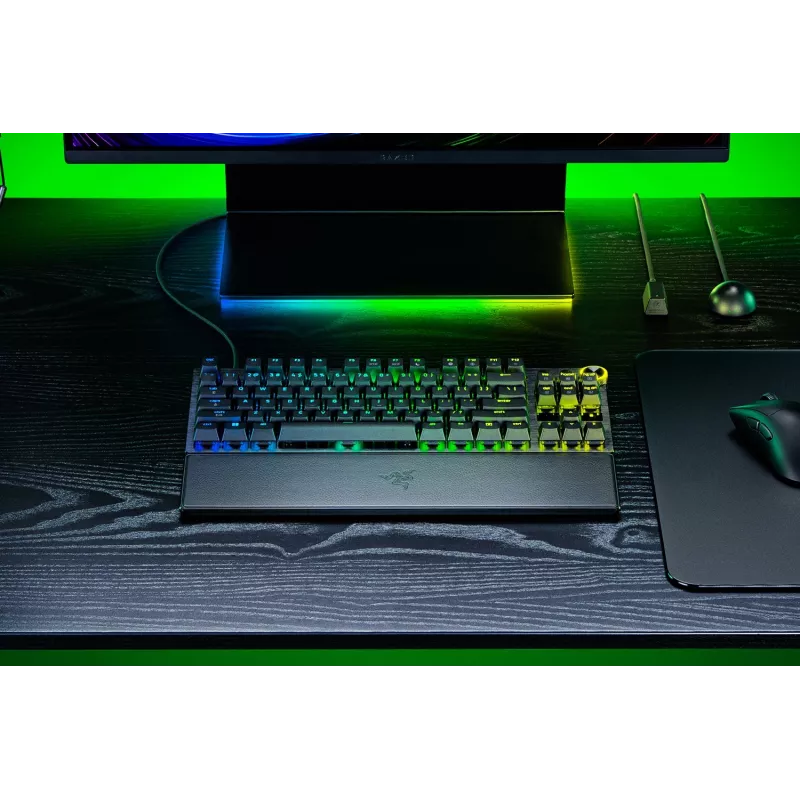 Razer Huntsman V3 Pro Tenkeyless 8KHz | Herná klávesnica | Káblová | US | Čierna | USB Type-C | Razer Analog Optical Switch Gen-2