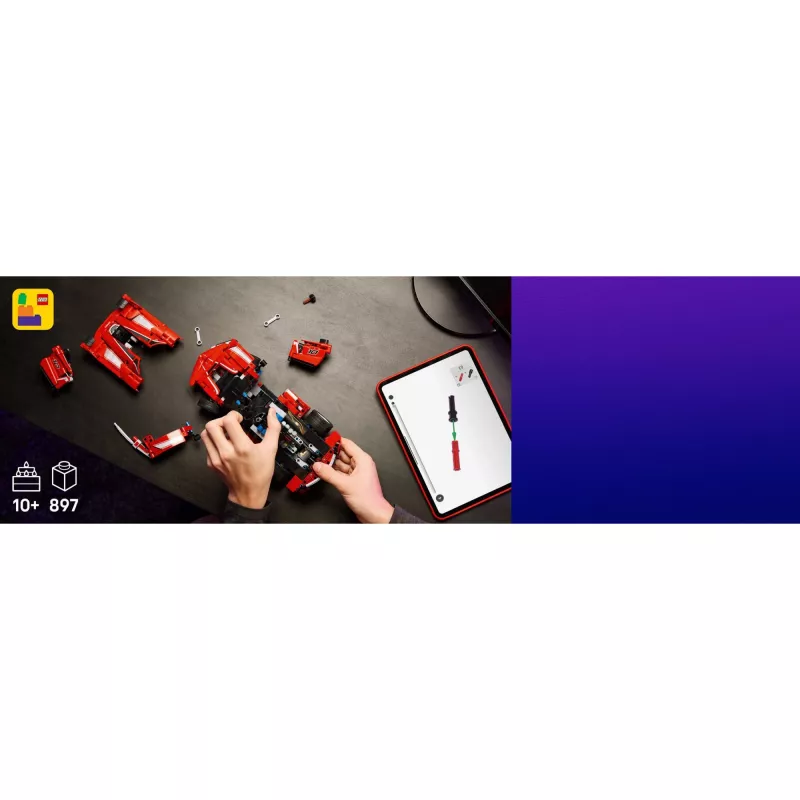 LEGO Technic Ferrari FXX K model v mierke 1:10, 897 dielov, od 10 rokov