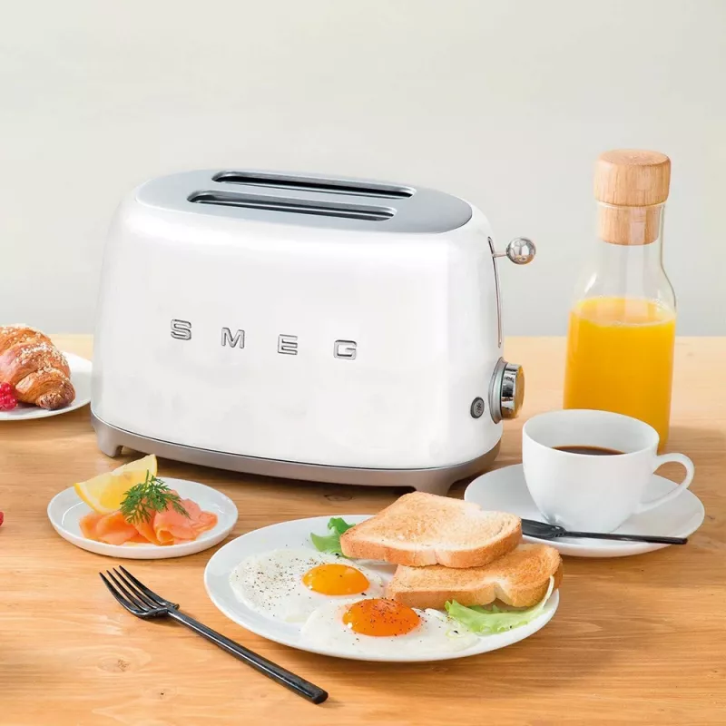 SMEG hriankovač biely TSF01WHEU