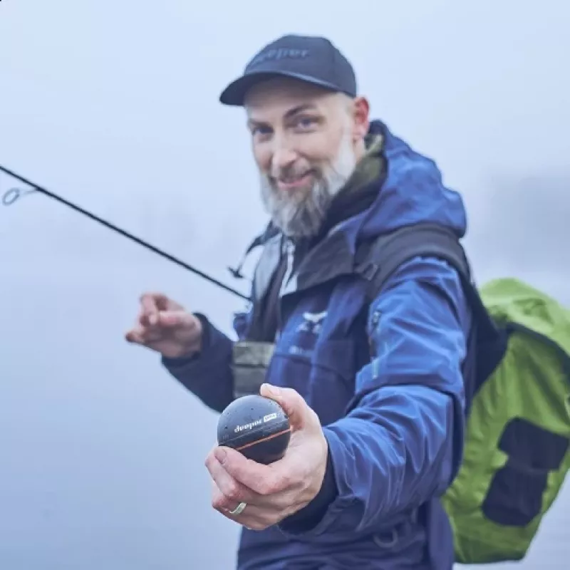 Deeper Smart Sonar PRO+ 2 vrhací sonar na ryby, 100/240/675 kHz, hĺbka 100 m, Wi-Fi, GPS, až 9 h, čierny