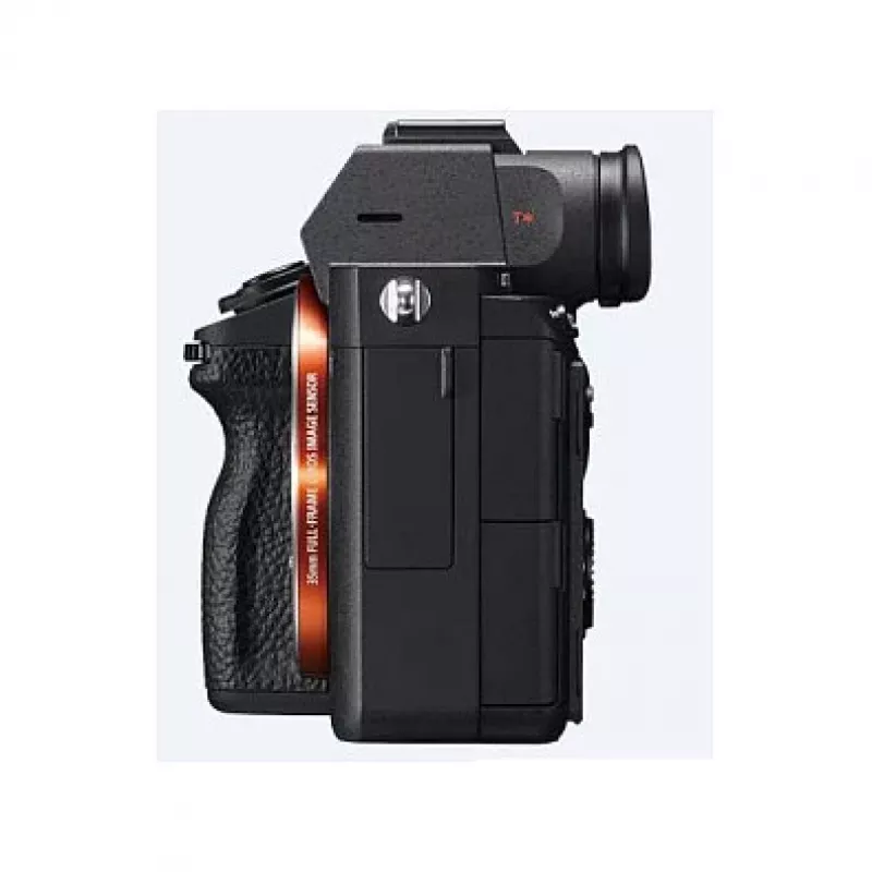 Sony α 7 III + 28–70 mm MILC 24,2 MP CMOS 6000 x 4000 pixelov čierny
