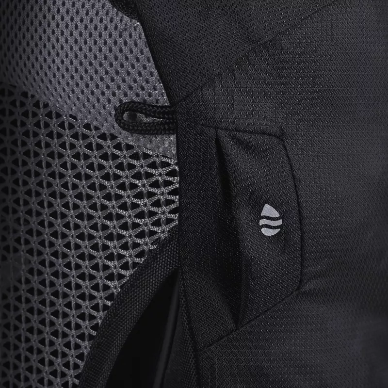 Deuter AC Lite 16 turistický batoh, 16 L, čierny