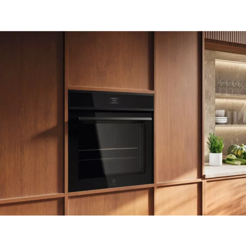 Vstavaná rúra Electrolux EOE8P39H čierna pyrolytická, elektrická, multifunkčná, čierna