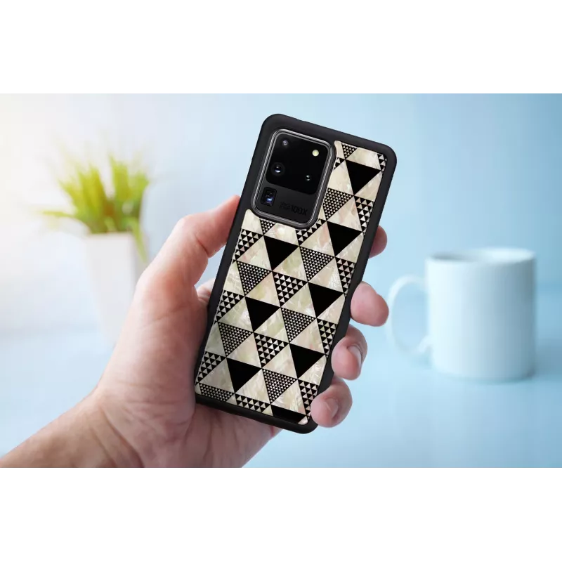 Ochranné puzdro iKins pre Samsung Galaxy S20 Ultra — pyramídový vzor, čierne