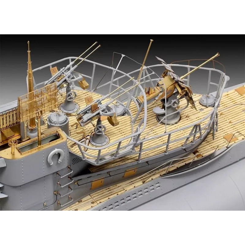 Plastový modelársky set REVELL Nemecká ponorka Typ VII C/41 1:72