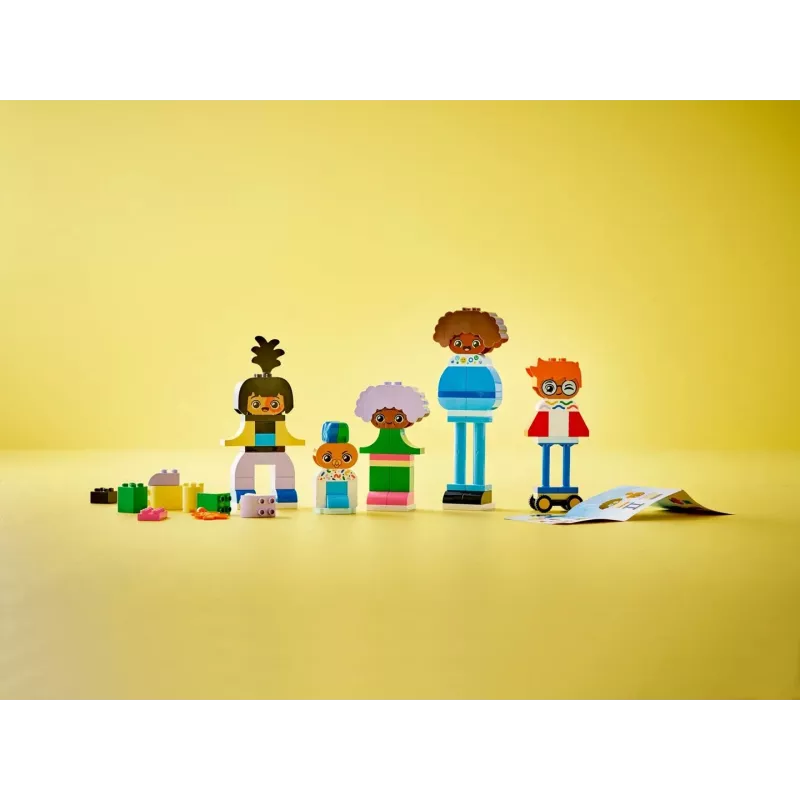 Stavebnica LEGO DUPLO 10423 stavebná sada ľudí, 71 dielov, od 3 rokov, figúrky výška 260 mm