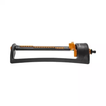 Fiskars 1023661 kovový postrekovač čierny, oranžový