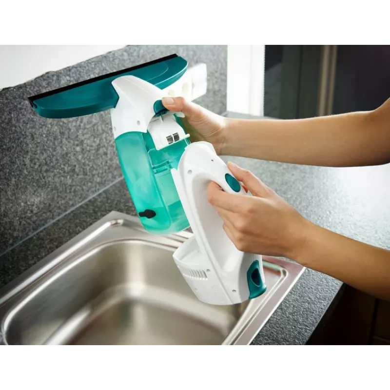 Leifheit okenný vysávač Glass Cleaner Dry&Clean s rukoväťou a stieracou kefou 51003