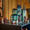 Stavebná hračka LEGO Creator 3-in-1 Strašidelný dom model 31167 – 736 dielov, 3 modely, 5 minifigúrok
