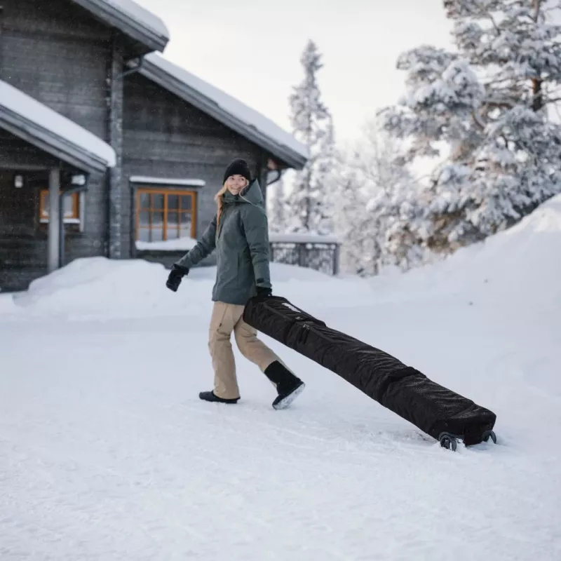 Thule 5176 Roundtrip koliesková taška na snowboard 165 cm čierna