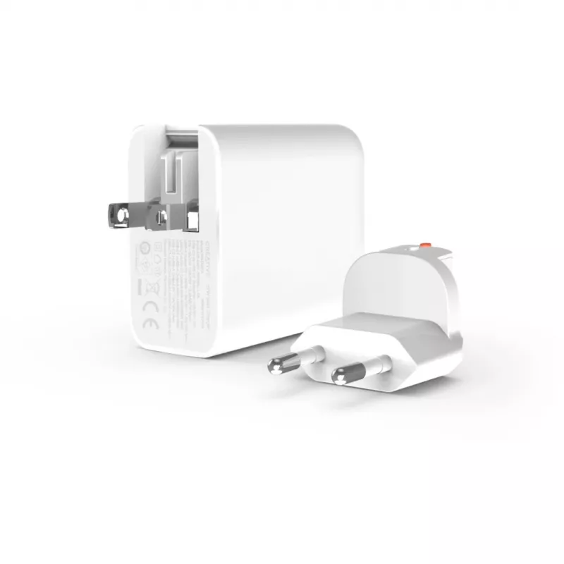 Nabíjačka Creative Labs 67W GaN 1x USB-A 2x USB-C PD — celkový výstupný výkon 67 W, technológia GaN