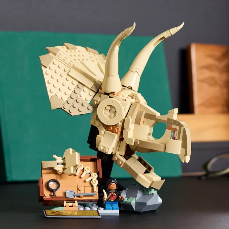 LEGO JURASSIC WORLD 76969 Dinosaurie fosílie: Lebka triceratopsa