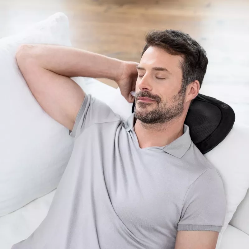 Shiatsu masážny vankúš Medisana MC 200