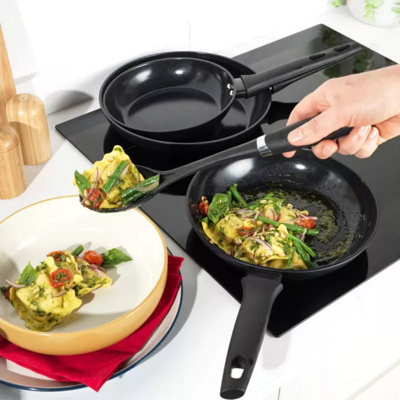 Panvica Russell Hobbs RH03253EU7 20 cm s indikátorom tepla Thermocollar