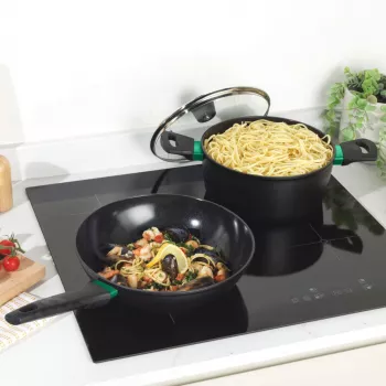 Hrniec Russell Hobbs RH03266EU7 28 cm s tepelným golierom