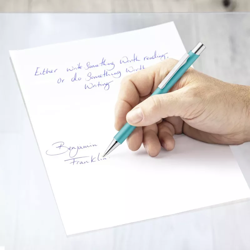 Staedtler elance 421 45 guľôčkové pero s výsuvným mechanizmom, ružové, modrý atrament
