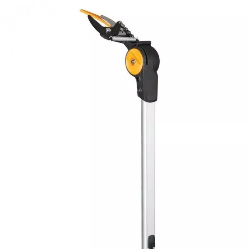 Fiskars PowerGear X UPX86 teleskopický prerezávač stromov (1023624)