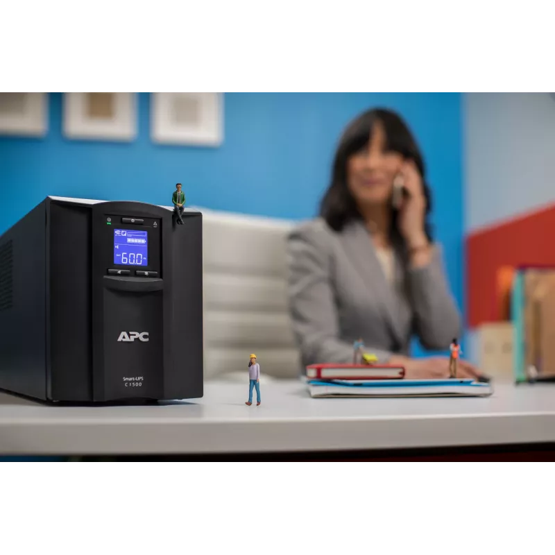 APC Smart-UPS SMC1500IC - 8x C13, USB, SmartConnect, 1500VA, Line-Interactive, 1,5 kVA, 900 W, sínus, 170 V, 300 V