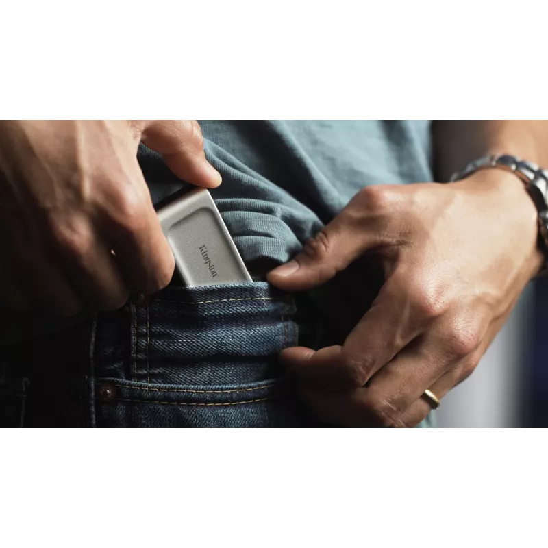 Kingston Technology 2000G PORTABLE SSD XS2000, 2 TB, USB Type-C, 3.2 Gen 2 (3.1 Gen 2), 2000 MB/s, čierna, strieborná