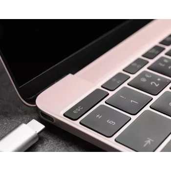 D-Link 6-in-1 USB-C hub s HDMI/čítačkou kariet/Power Delivery